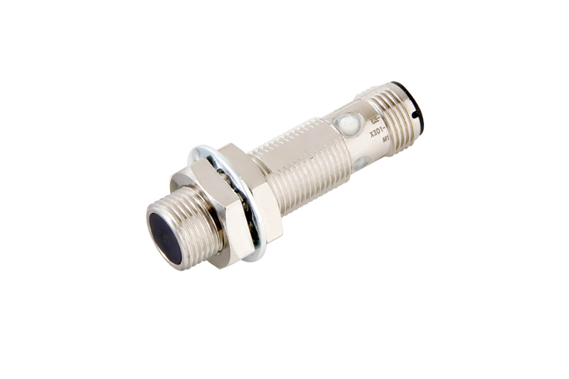 Индуктивный датчик Omron E2E-X4C112